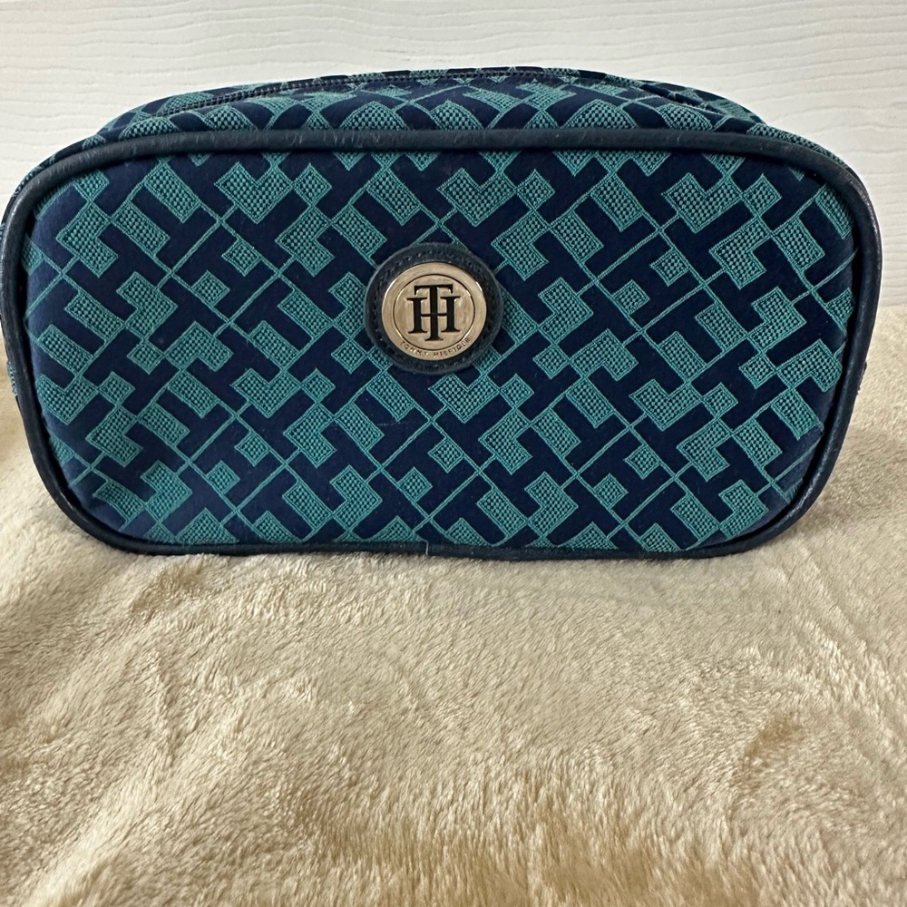 Tommy Hilfiger Navy Blue and Teal Green with Silver tone logo on the outside GUC